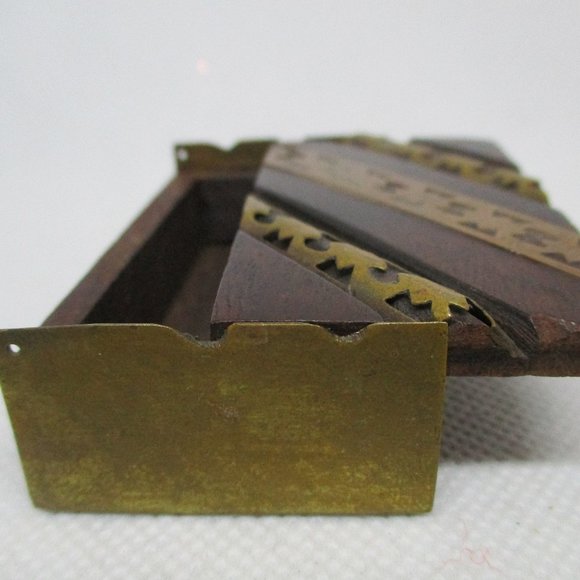 VTG BRASS WOOD PILLBOX Slide Open Top Trinket Box Trinket Box Small Jewelry Box - Picture 5 of 10